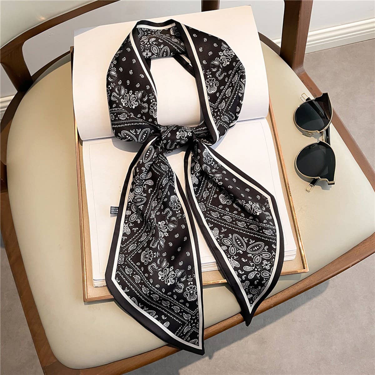 FASHIONABLE AND VERSATILE DOUBLE-LAYER HEAD SCARF_CWASC1513