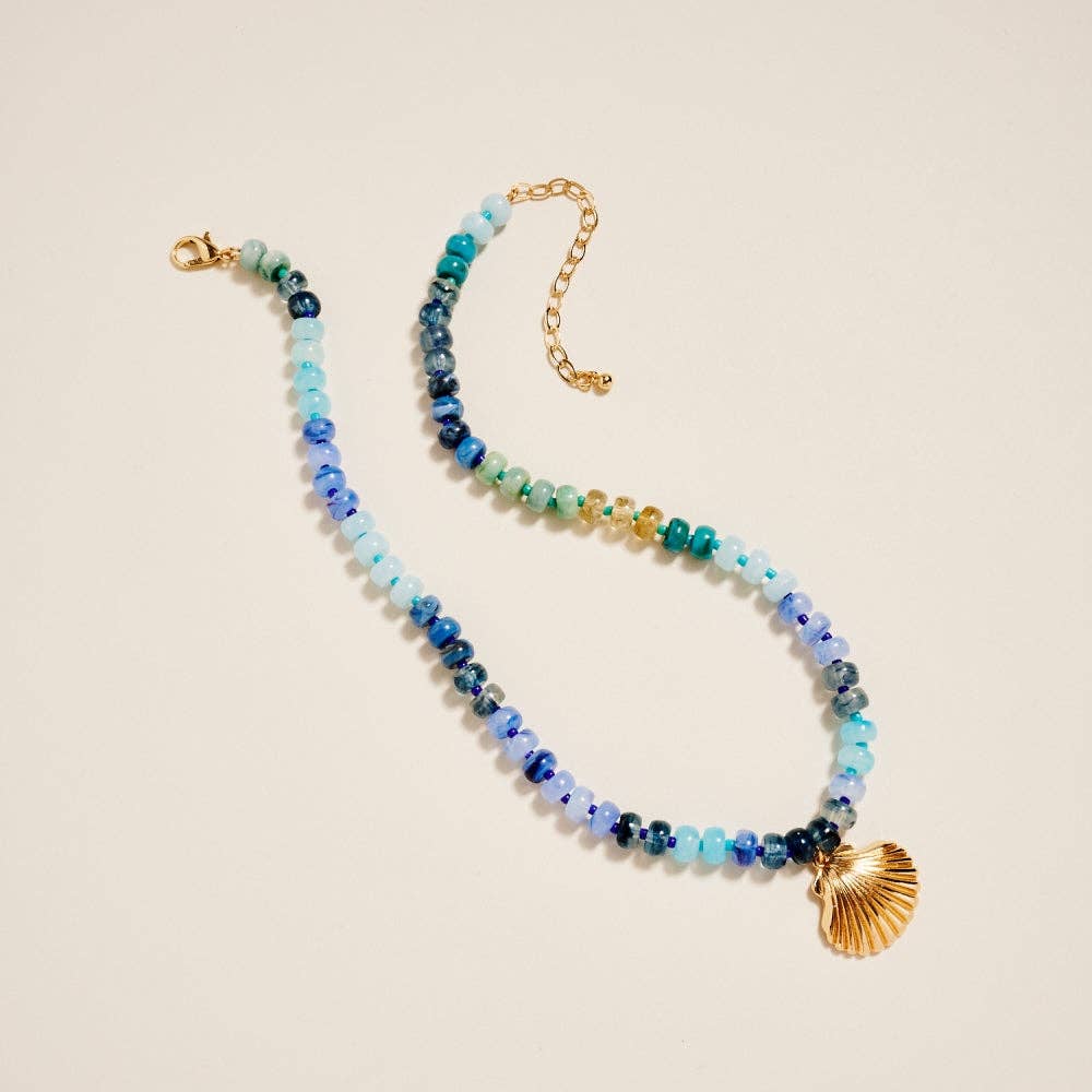 17 Inch Marbled Beaded Shell Pendant Necklace
