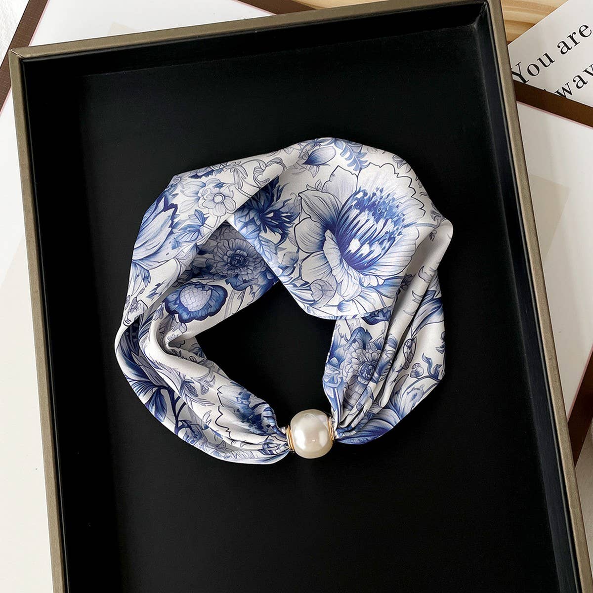 Silky Print Scarf Necklace – Pearl Magnetic Clasp_CWASC0820